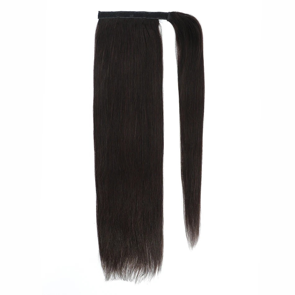 Ponytail en cheveux naturels pour un look élégant et volumineux. Facile à poser et à coiffer.